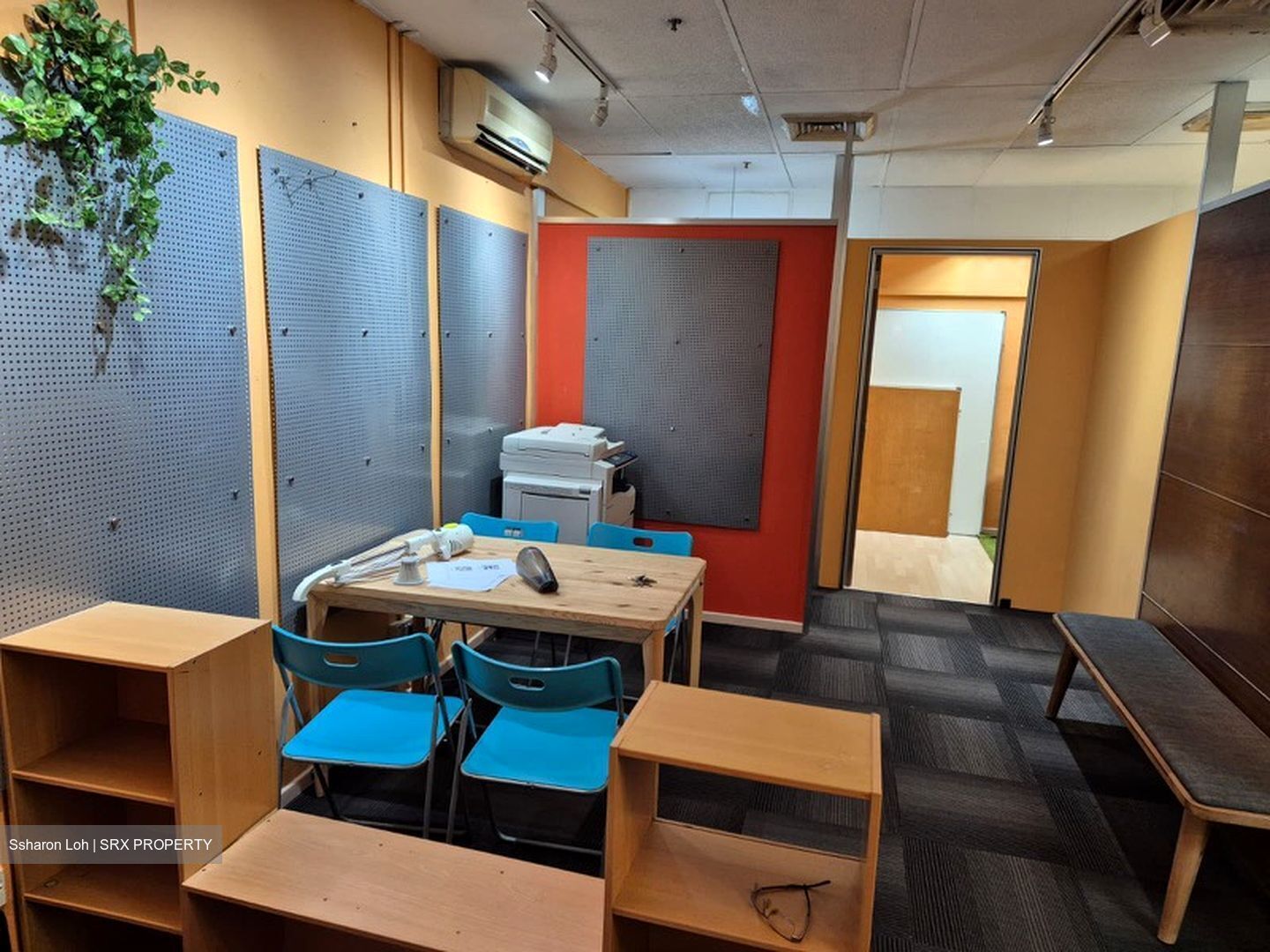 Parklane Shopping Mall (D7), Office #583809201